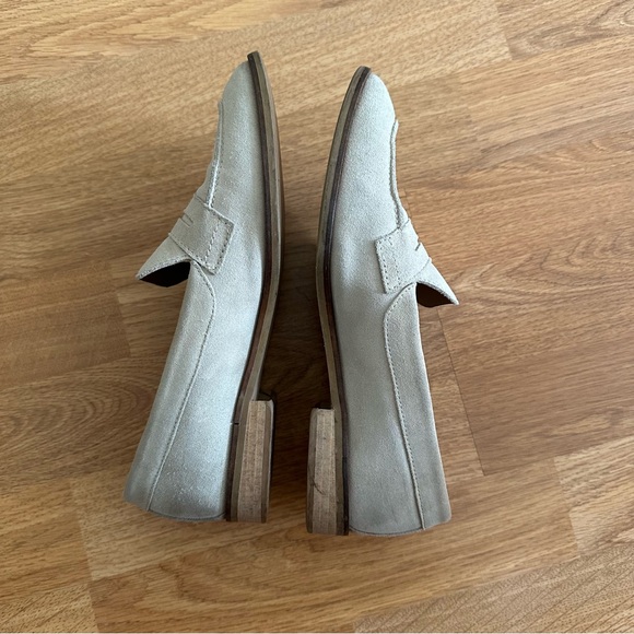 Everlane Modern Penny Loafer Cream Italian Suede - Size 6 - Picture 5 of 6